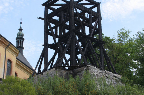 spálená zvonice v Železném Brodě